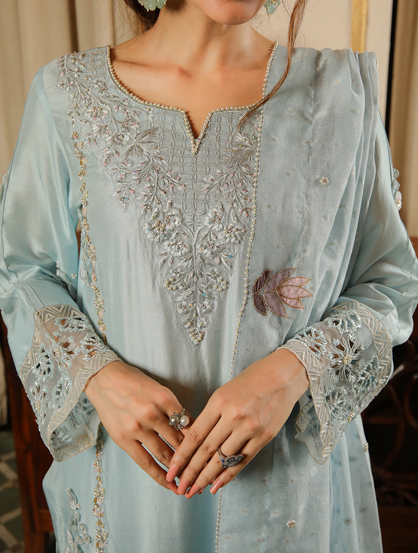 ZOYA – Ice Blue
