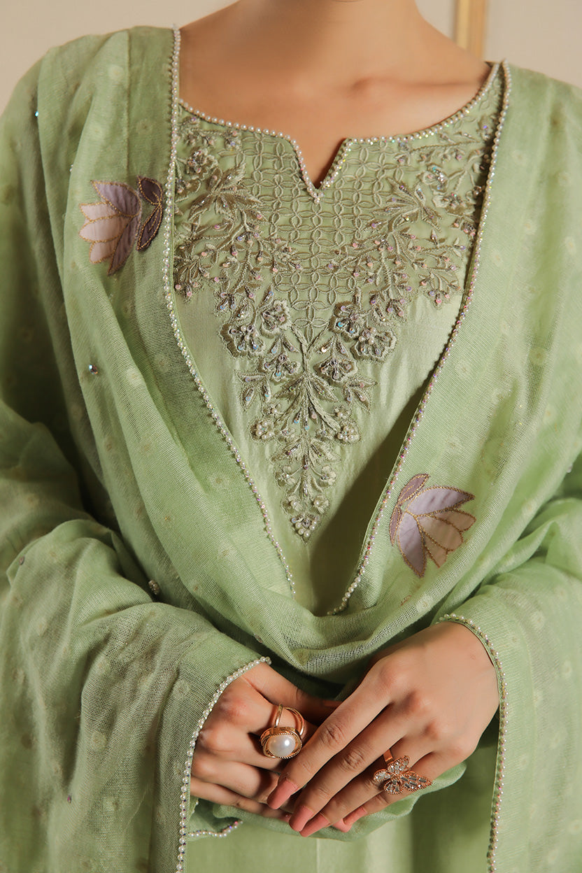 Zoya – Pistachio